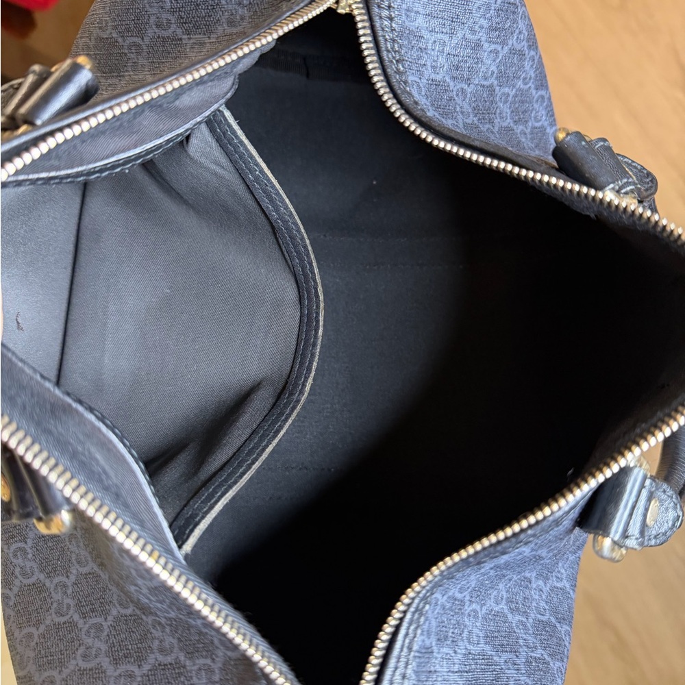 Gucci Monogram Black Duffel Bag - Picture 11 of 16